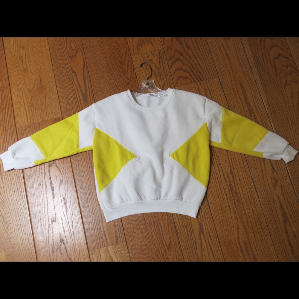 Sweatshirt